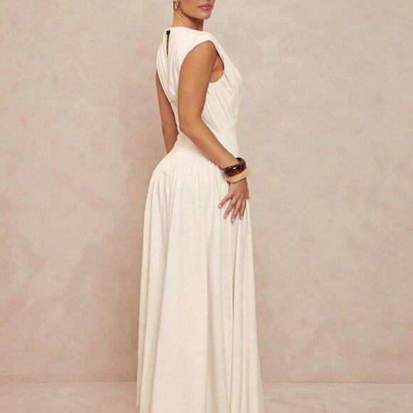 Beige Elegant Women's Bohemian Boat Neck Ruched Waist Flared Hem Dress - Picture 5 of 7